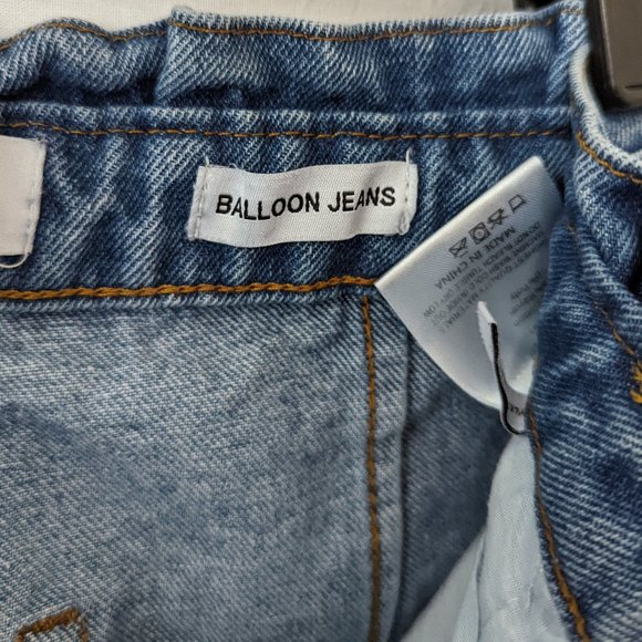 Skinny Fries Medium Wash Balloon Jeans Size 3 - Picture 10 of 14